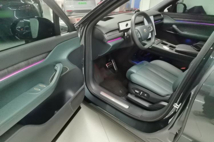 Used Nio ES8 2023 100kWh Signature Edition Driver Seat