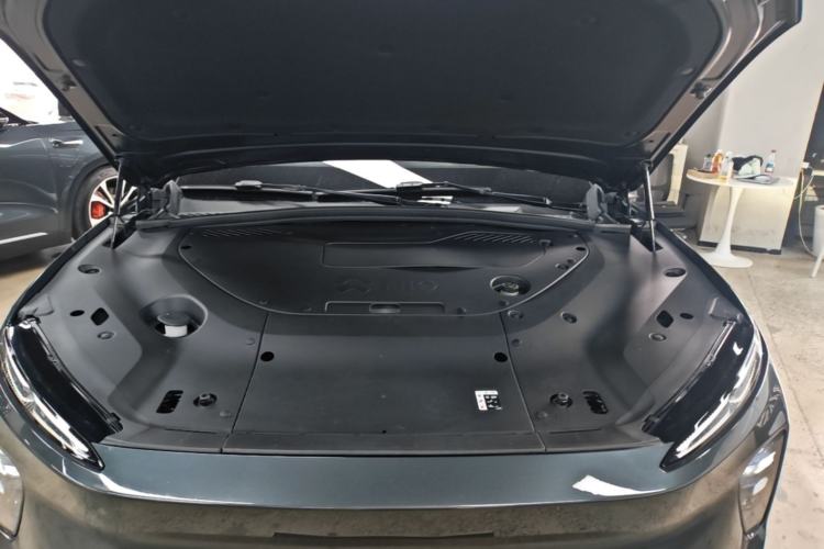 Used Nio ES8 2023 100kWh Signature Edition Engine Bay