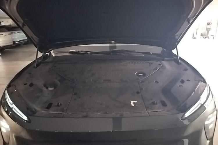 Used Nio ES8 2023 75 kWh Engine Bay