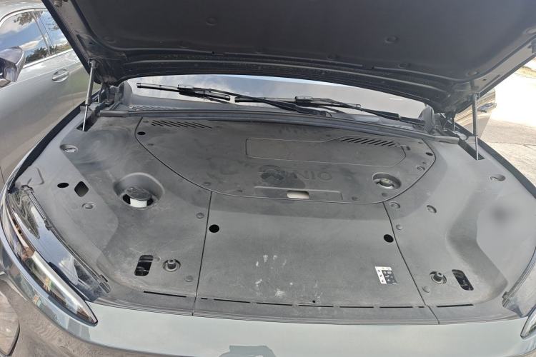 Used Nio ES8 2023 75 kWh Executive Edition Engine Bay