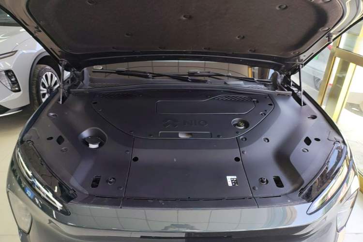 Used Nio ES8 2023 75 kWh Engine Bay