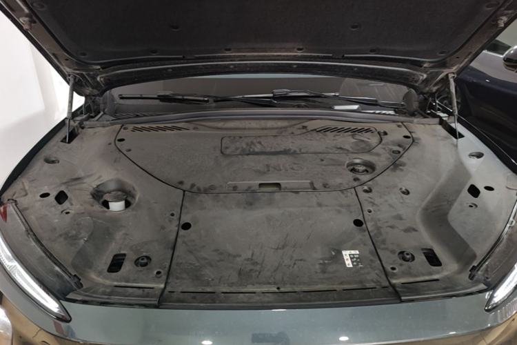 Used Nio ES8 2023 75 kWh Engine Bay