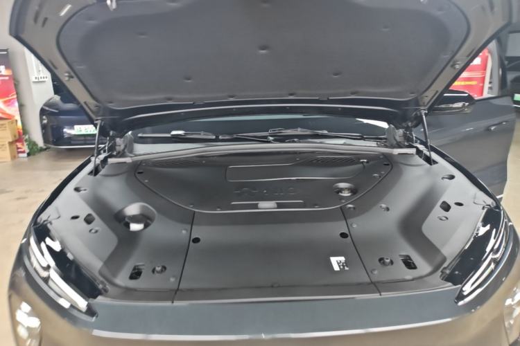 Used Nio ES8 2023 100kWh Signature Edition Engine Bay