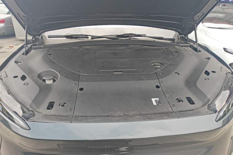 Used Nio ES8 2023 100kWh Executive Edition Engine Bay