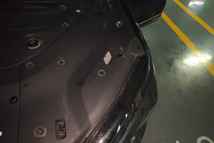 Used Nio ES8 2023 75 kWh Engine Bay Left