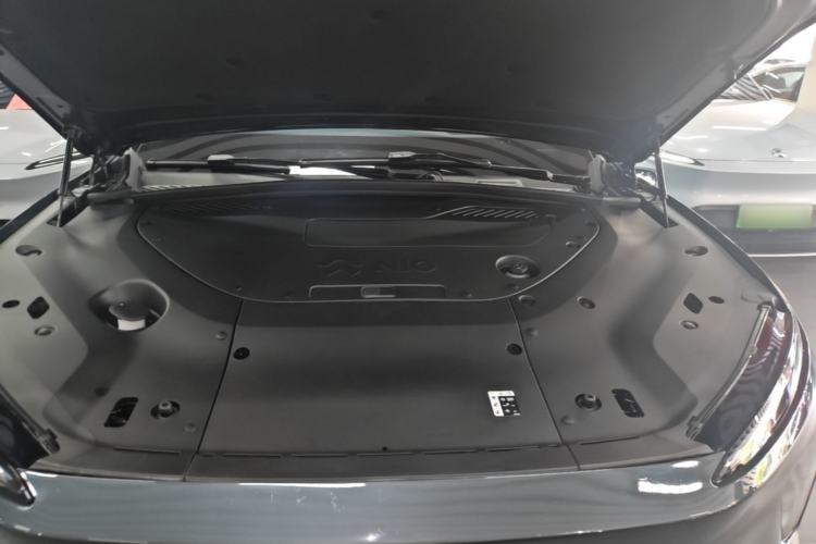 Used Nio ES8 2023 75 kWh Executive Edition Engine Bay