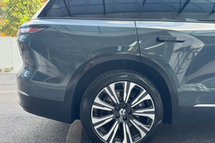 Used Nio ES8 2023 75 kWh Executive Edition Exterior 1