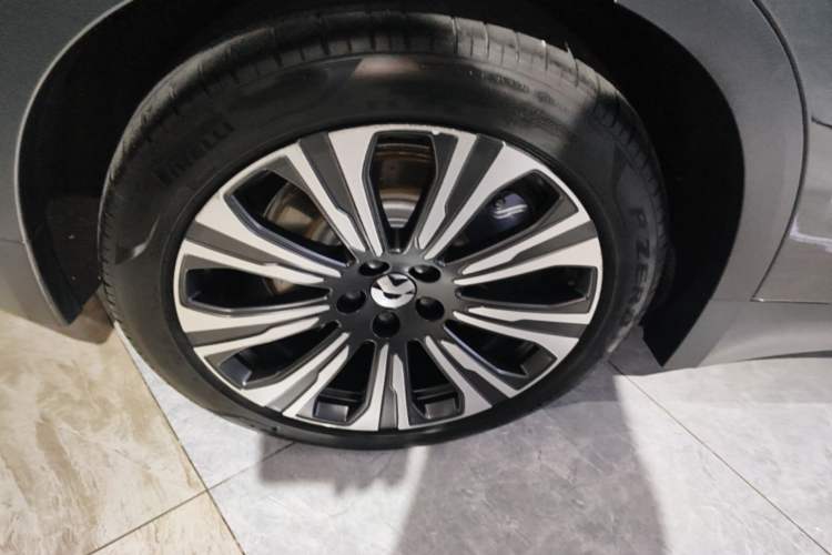 Used Nio ES8 2023 75 kWh Executive Edition Exterior 1