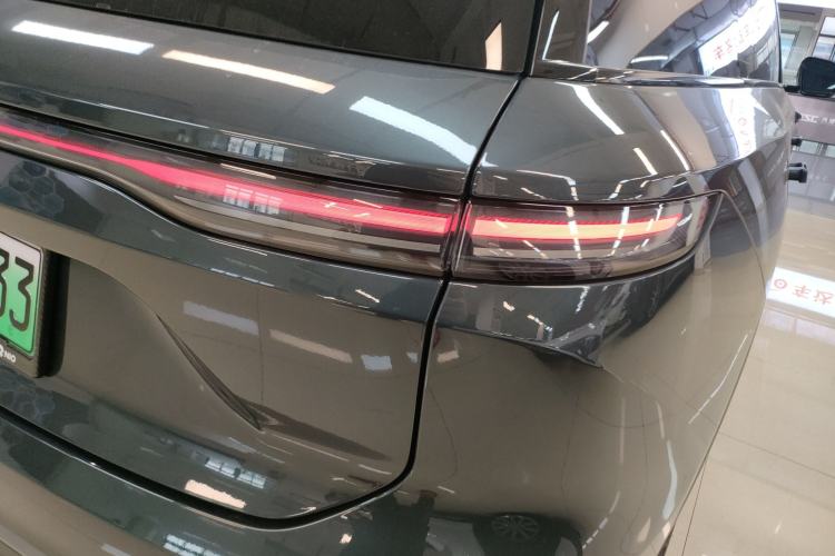 Used Nio ES8 2023 75 kWh Exterior 3
