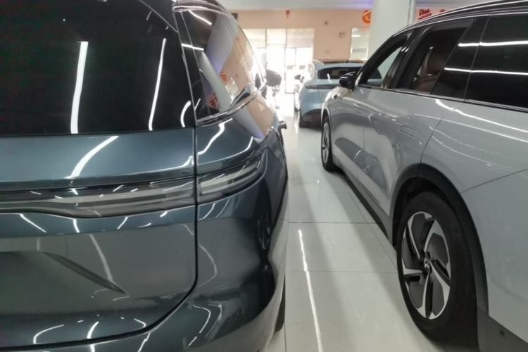 Used Nio ES8 2023 100kWh Executive Edition Exterior 3