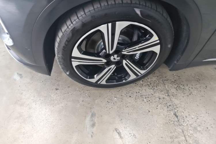 Used Nio ES8 2023 75 kWh Exterior 4