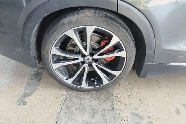 Used Nio ES8 2023 100kWh Signature Edition Exterior 5
