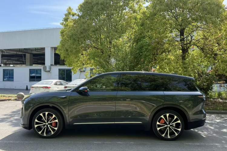 Used Nio ES8 2023 100kWh Signature Edition Exterior 6