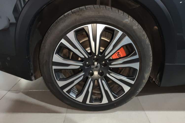 Used Nio ES8 2023 75 kWh Executive Edition Exterior 8