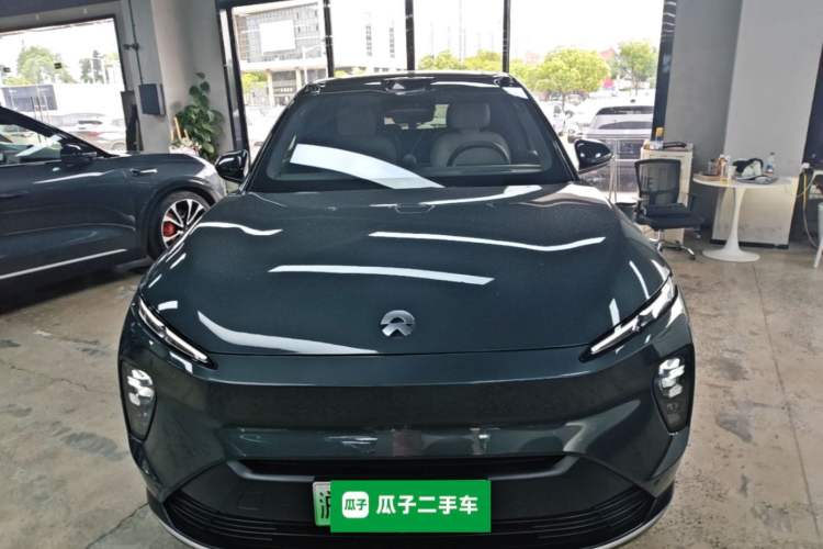 Used Nio ES8 2023 100kWh Signature Edition Front