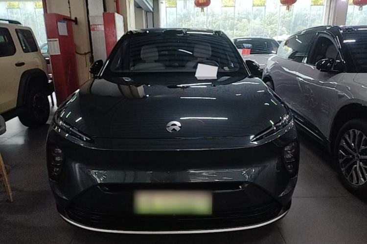 Used Nio ES8 2023 100kWh Signature Edition Front