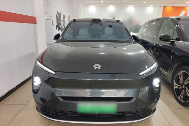Used Nio ES8 2023 75 kWh Front