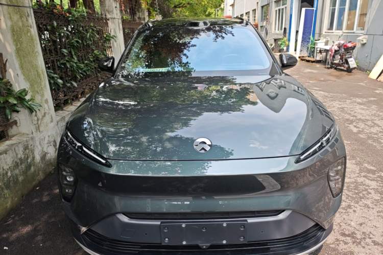 Used Nio ES8 2023 75 kWh Executive Edition Front