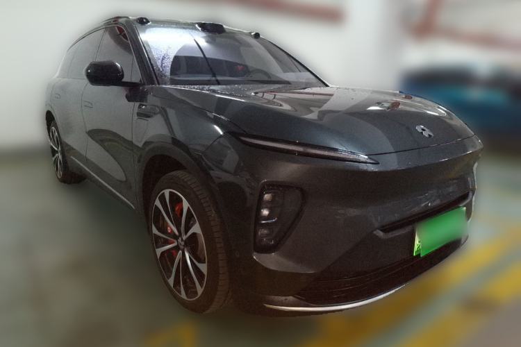 Used Nio ES8 2023 100kWh Signature Edition Front Right 45 Deg
