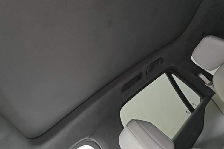Used Nio ES8 2023 75 kWh Executive Edition Headliner