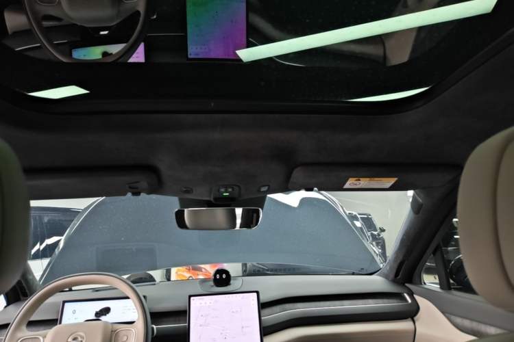 Used Nio ES8 2023 100kWh Signature Edition Headliner