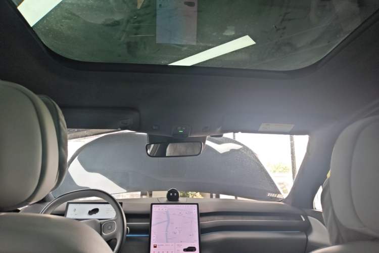 Used Nio ES8 2023 75 kWh Executive Edition Headliner