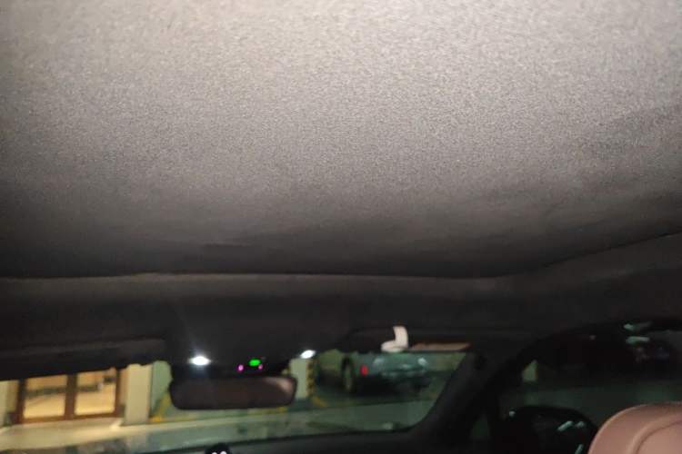 Used Nio ES8 2023 75 kWh Headliner