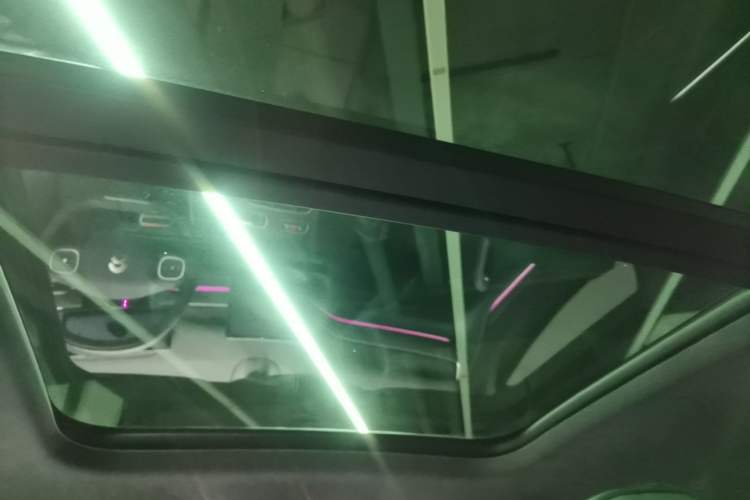 Used Nio ES8 2023 100kWh Signature Edition Headliner