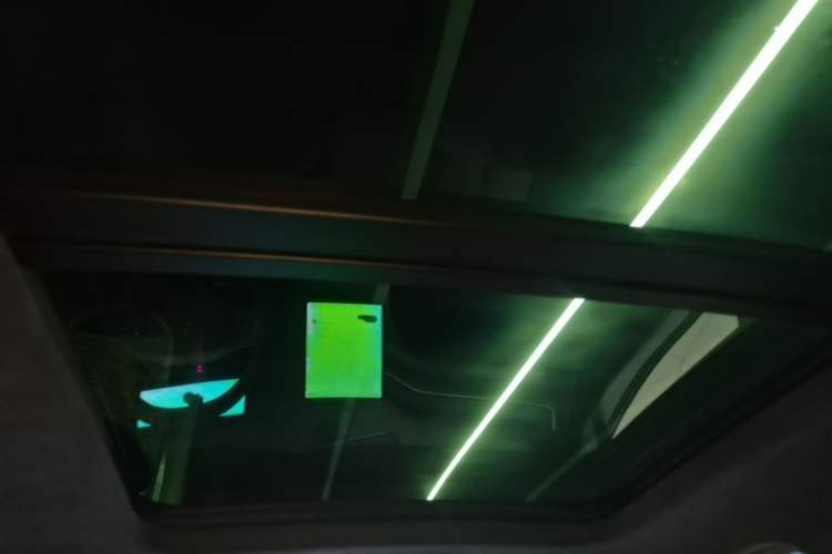 Used Nio ES8 2023 75 kWh Executive Edition Headliner