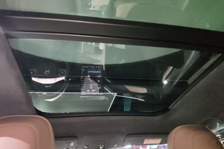 Used Nio ES8 2023 75 kWh Executive Edition Headliner