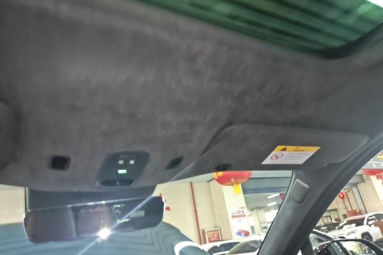 Used Nio ES8 2023 75 kWh Executive Edition Headliner