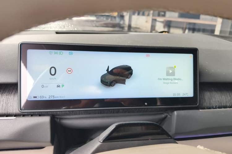 Used Nio ES8 2023 75 kWh Executive Edition Instrument Cluster
