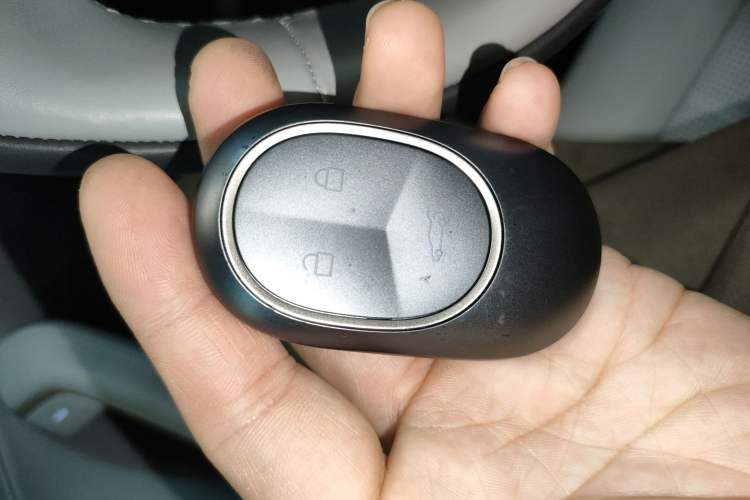 Used Nio ES8 2023 75 kWh Interior 1