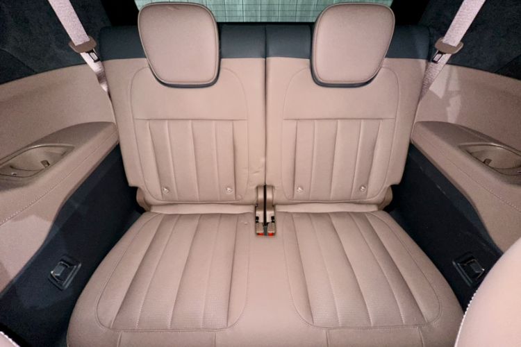 Used Nio ES8 2023 75 kWh Executive Edition Interior 12
