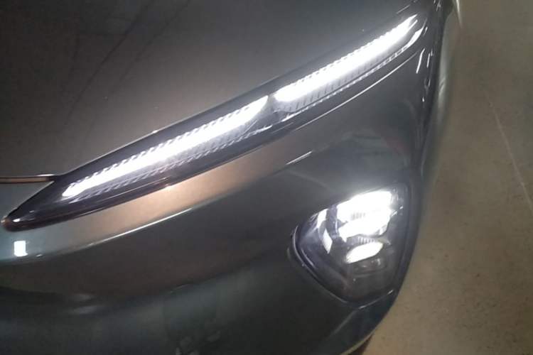 Used Nio ES8 2023 100kWh Left Front Headlight