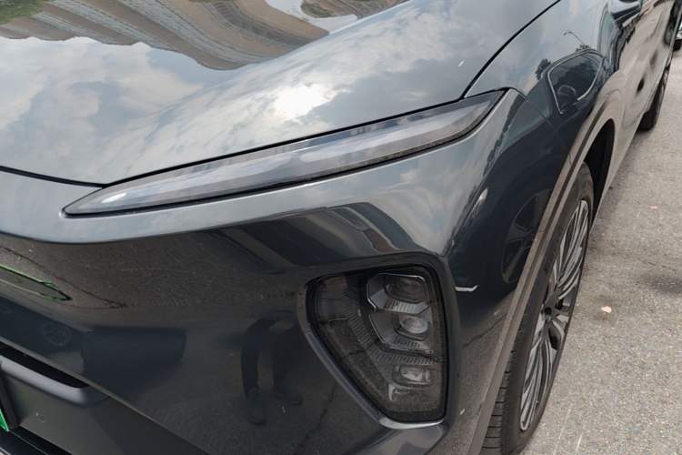 Used Nio ES8 2023 75 kWh Left Front Headlight