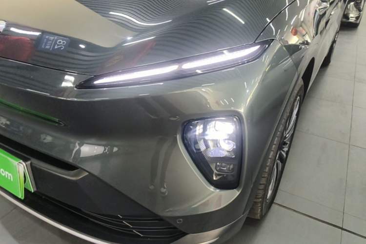 Used Nio ES8 2023 75 kWh Left Front Headlight
