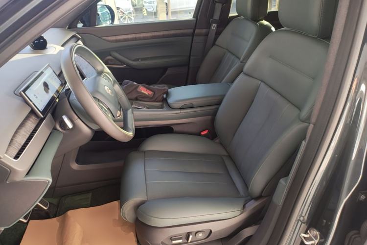 Used Nio ES8 2023 100kWh Signature Edition Left Front Seat