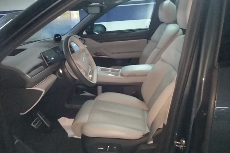 Used Nio ES8 2023 100kWh Left Front Seat