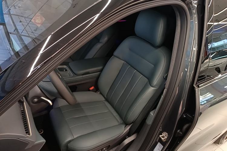 Used Nio ES8 2023 100kWh Signature Edition Left Front Seat