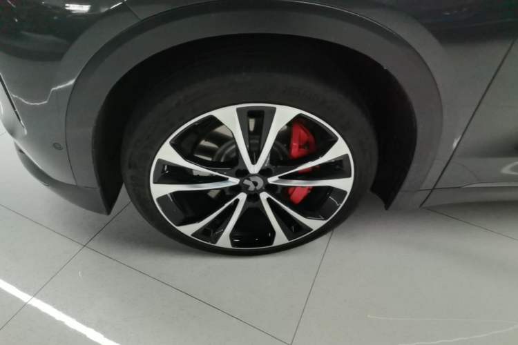 Used Nio ES8 2023 100kWh Signature Edition Left Front Wheel Hub