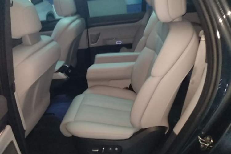 Used Nio ES8 2023 100kWh Left Rear Seat