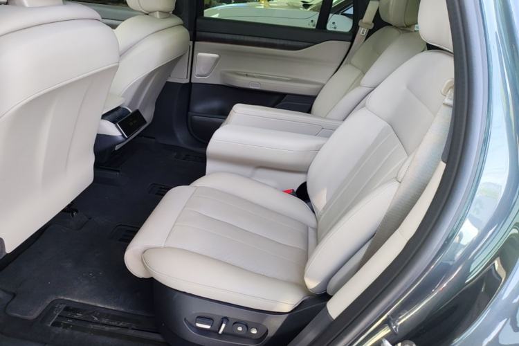 Used Nio ES8 2023 75 kWh Left Rear Seat
