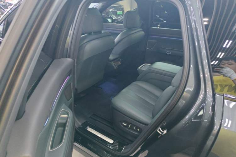 Used Nio ES8 2023 100kWh Signature Edition Left Rear Seat