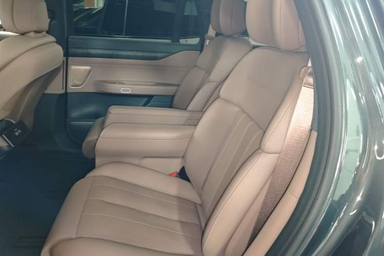 Used Nio ES8 2023 75 kWh Left Rear Seat