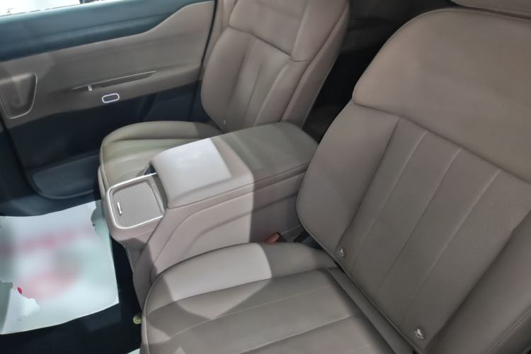 Used Nio ES8 2023 75 kWh Executive Edition Left Rear Seat