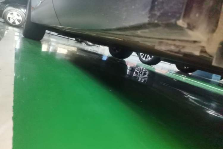 Used Nio ES8 2023 75 kWh Left Side Sill