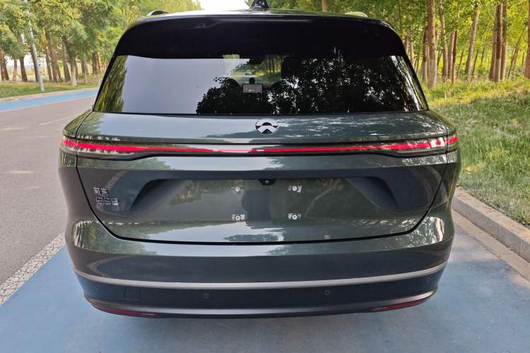 Used Nio ES8 2023 100kWh Signature Edition Rear