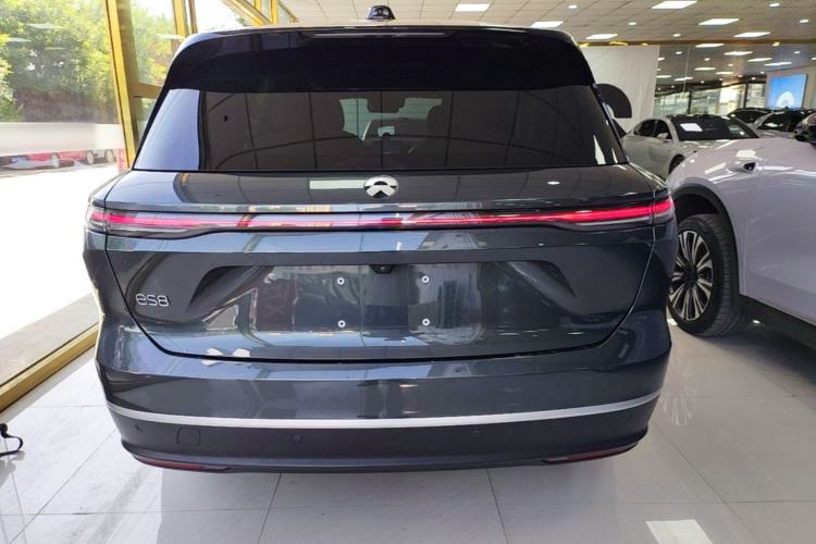 Used Nio ES8 2023 75 kWh Rear