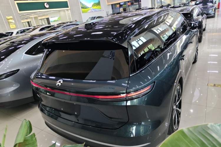 Used Nio ES8 2023 100kWh Signature Edition Rear